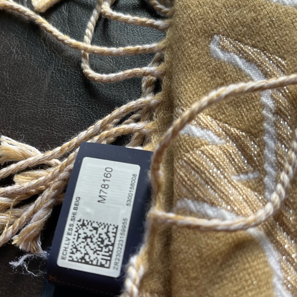 AUTHENTIC Louis Vuitton LV Shine Scarf New***** - Picture 6 of 6